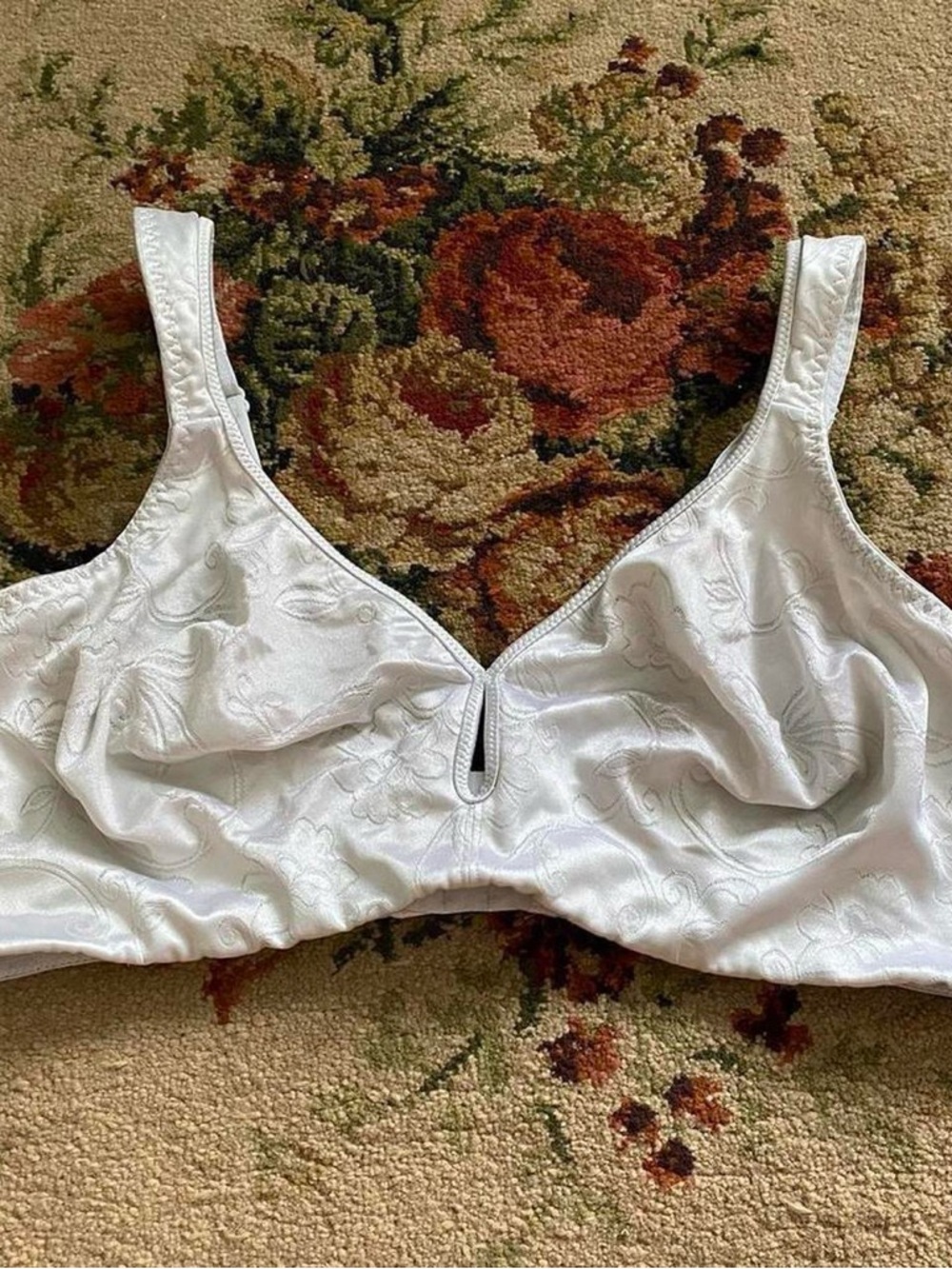 Curvation light gray vintage floral brassiere